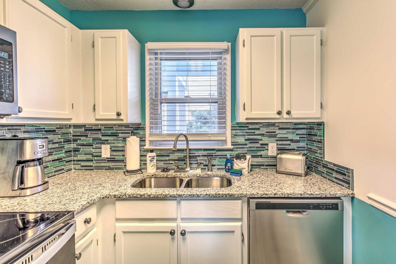 Surfside Beach Escape With Pool - Walk To Ocean! Myrtle Beach Exterior foto
